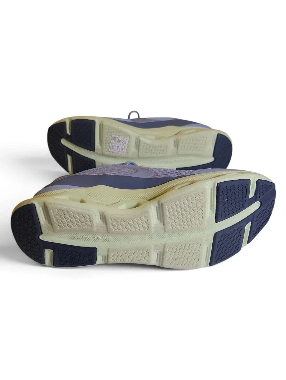 Skechers Glide-Step Women's Lavender Mesh Athletic Sneakers with Lime Accent
